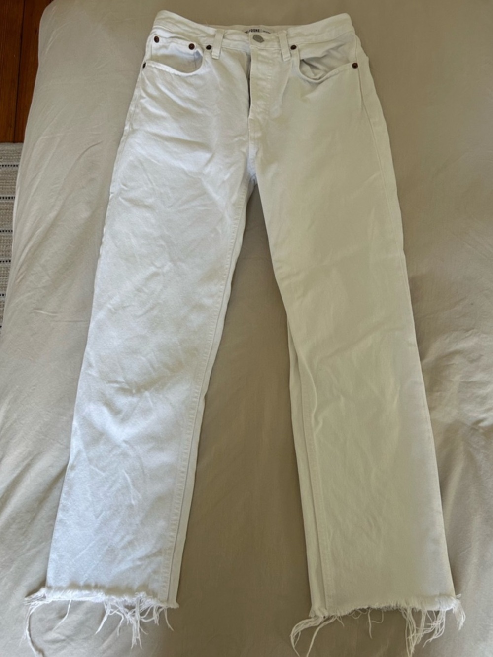 RE/DONE High Rise Stove Pipe Straight Leg Jeans in White, Size 26